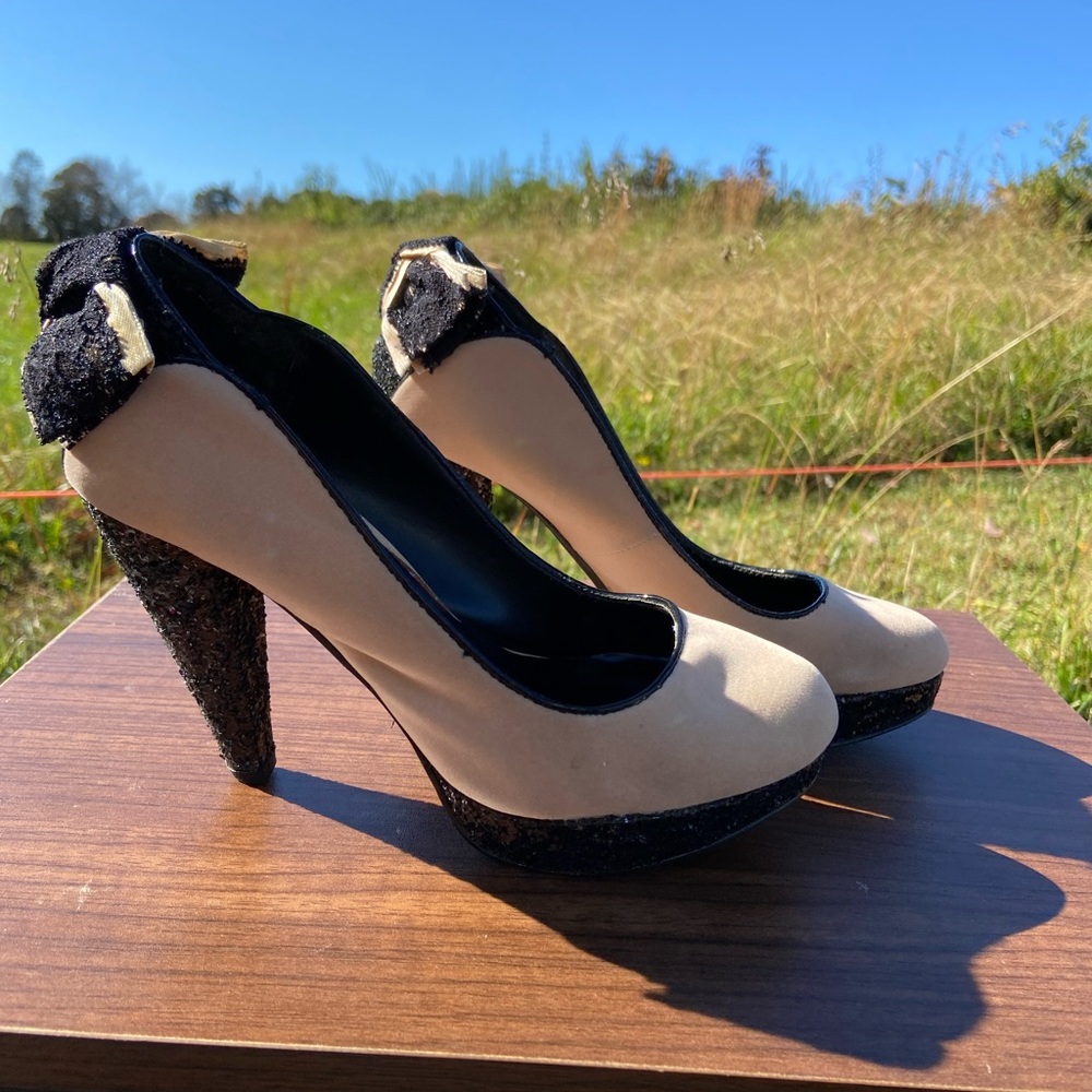 Daytrip light pink heels